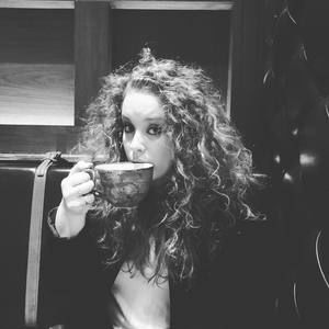 Meet your Posher, Justine